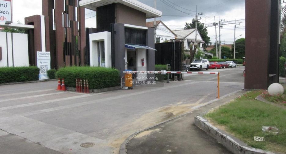 Reihenhaus zum Kauf mit 1 Zimmer in Lam Luk Ka, Pathum Thani