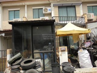 For sale 1 bed townhouse in Lam Luk Ka, Pathum Thani