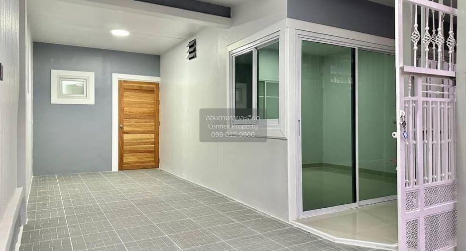Reihenhaus zum Kauf mit 5 Zimmer in Bang Bua Thong, Nonthaburi