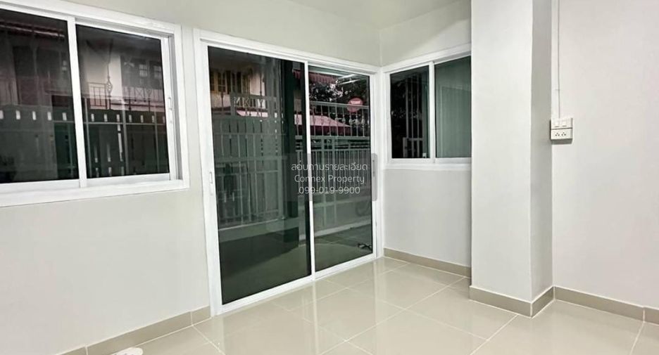 Reihenhaus zum Kauf mit 5 Zimmer in Bang Bua Thong, Nonthaburi