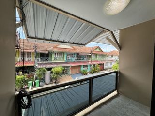 出售 3 卧室 联排别墅 在 Bang Bua Thong, Nonthaburi