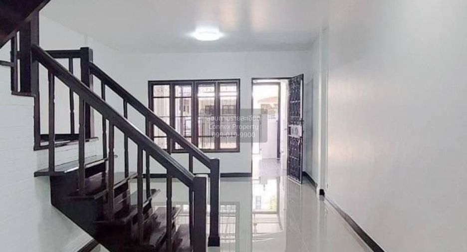 Casa adosada en venta de 3 habitaciones en Bang Bua Thong, Nonthaburi