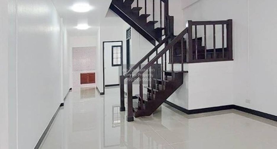 Casa adosada en venta de 3 habitaciones en Bang Bua Thong, Nonthaburi