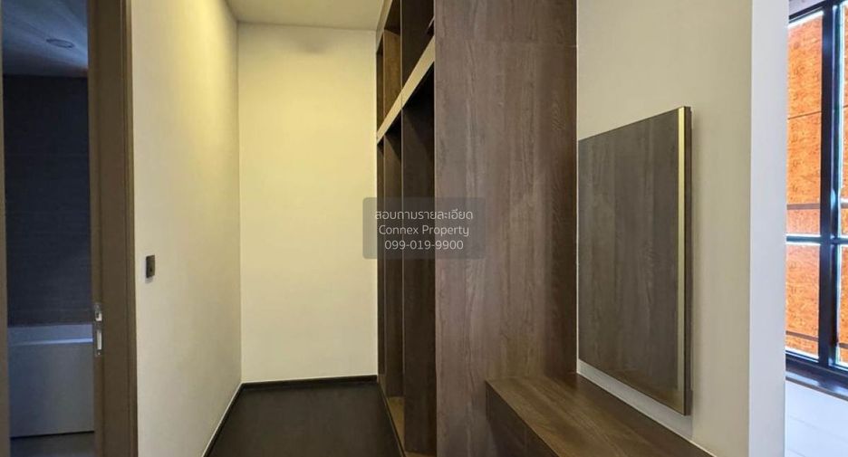 For sale 3 bedrooms condo in Watthana, Bangkok