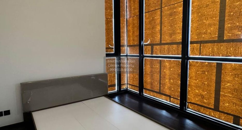 For sale 3 bedrooms condo in Watthana, Bangkok