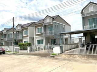 出售 3 卧室 联排别墅 在 Lam Luk Ka, Pathum Thani