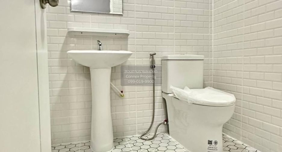 For sale 5 bedrooms house in Bang Bua Thong, Nonthaburi