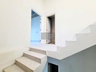 Local comercial en venta de 3 habitaciones en Wang Thonglang, Bangkok