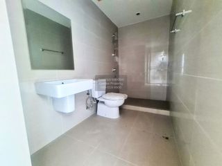 Local comercial en venta de 3 habitaciones en Wang Thonglang, Bangkok