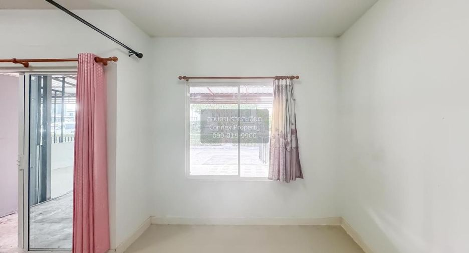 Casa adosada en venta de 3 habitaciones en Lam Luk Ka, Pathum Thani