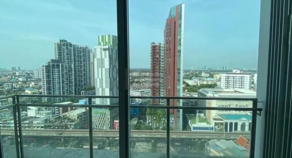 For sale 2 bedrooms condo in Khlong Toei, Bangkok
