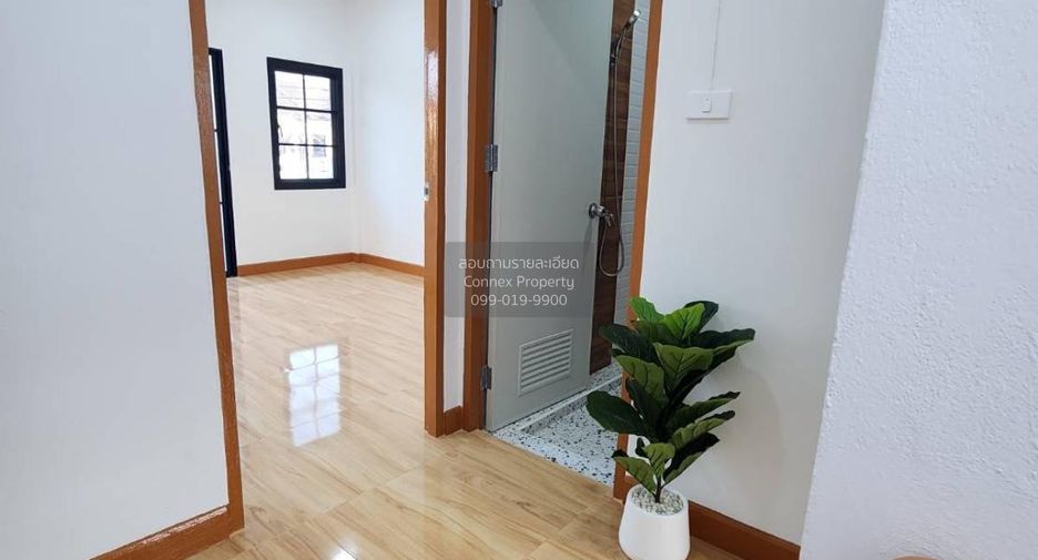 For sale 2 bedrooms townhouse in Sai Noi, Nonthaburi