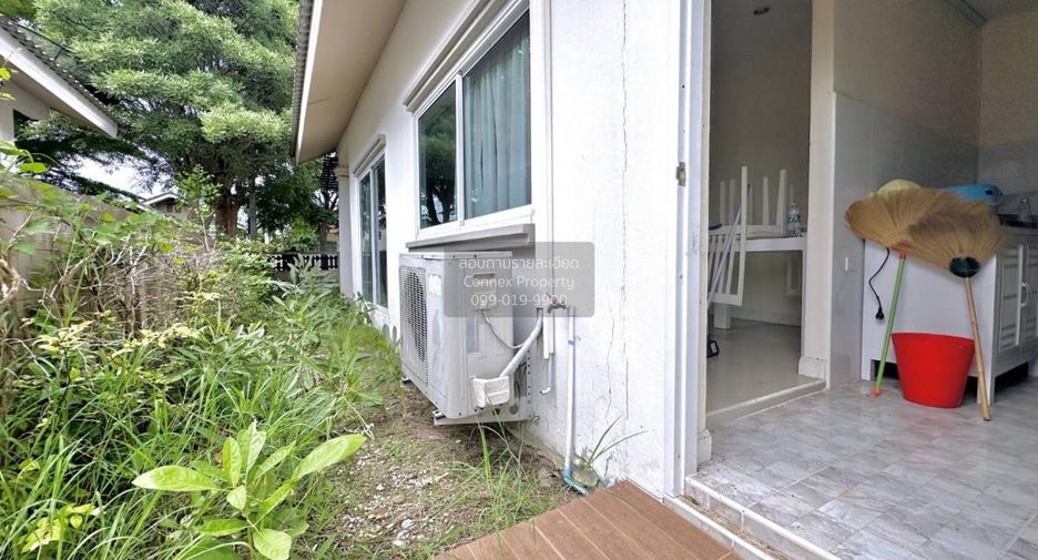 For sale 2 bedrooms house in Ban Laem, Phetchaburi