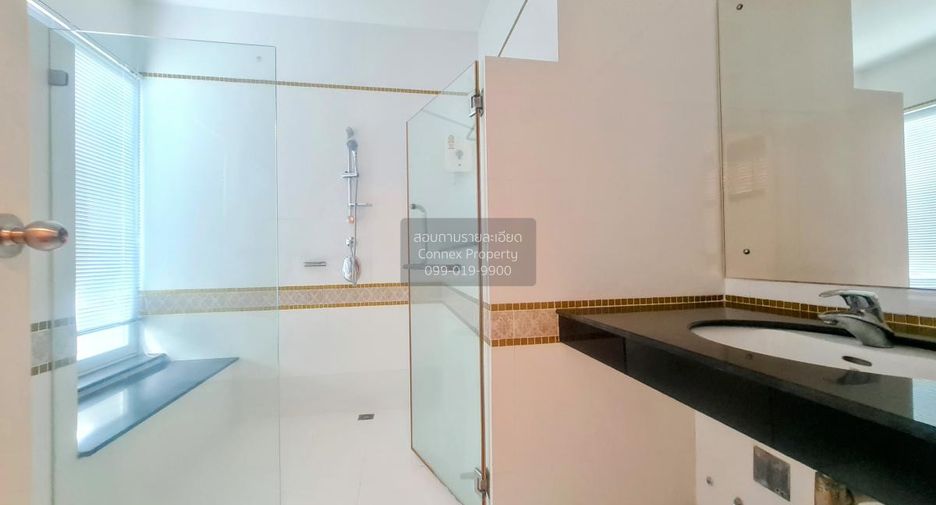 For sale 4 ベッドルーム house in Lat Krabang, Bangkok