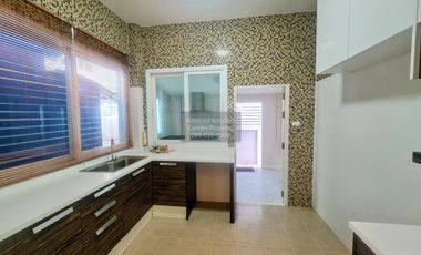 For sale 4 ベッドルーム house in Lat Krabang, Bangkok