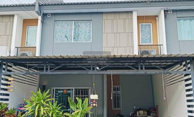 For sale 3 bedrooms townhouse in Mueang Samut Sakhon, Samut Sakhon