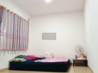 For sale 3 bedrooms townhouse in Mueang Samut Sakhon, Samut Sakhon