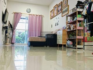 For sale 3 bedrooms townhouse in Mueang Samut Sakhon, Samut Sakhon