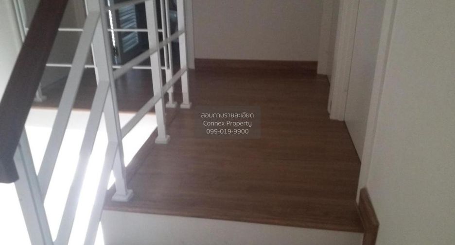 For sale 3 bedrooms townhouse in Sai Noi, Nonthaburi