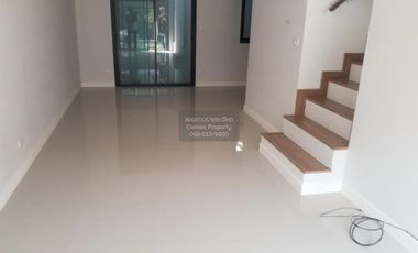 For sale 3 bedrooms townhouse in Sai Noi, Nonthaburi