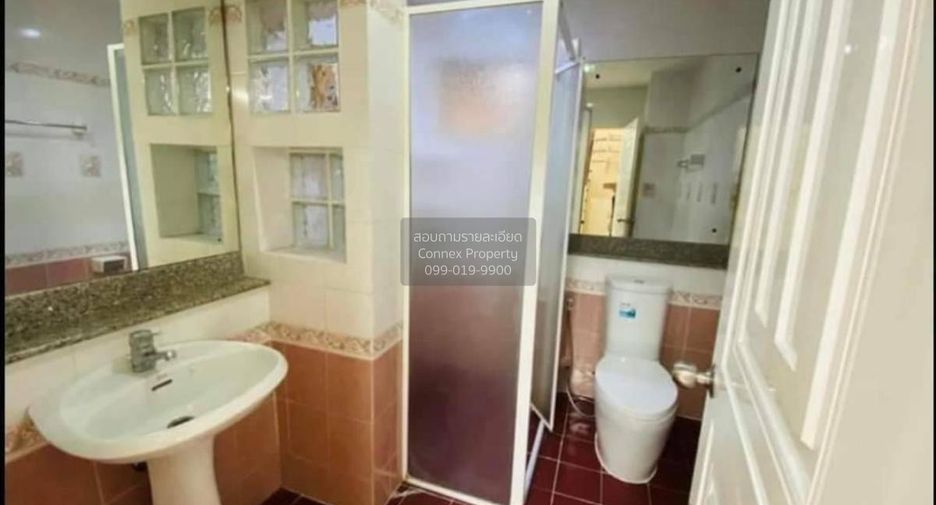 For sale 3 bedrooms house in Phutthamonthon, Nakhon Pathom