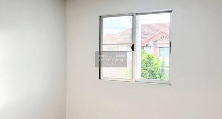 Casa adosada en venta de 3 habitaciones en Nong Khaem, Bangkok