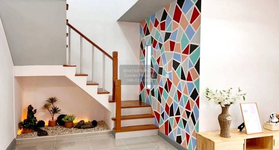 Casa adosada en venta de 3 habitaciones en Nong Khaem, Bangkok