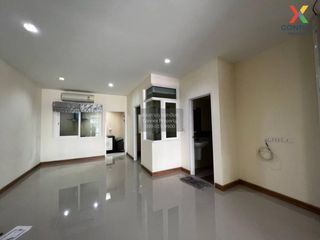 For sale 4 bedrooms townhouse in Sai Noi, Nonthaburi
