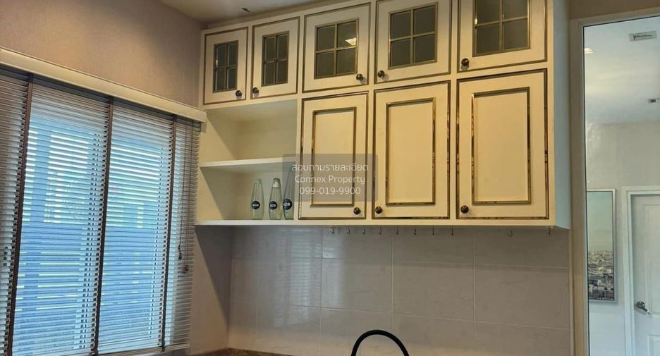 For sale 4 bedrooms house in Bang Phli, Samut Prakan