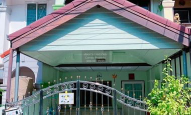 Casa adosada en venta de 2 habitaciones en Wang Thonglang, Bangkok