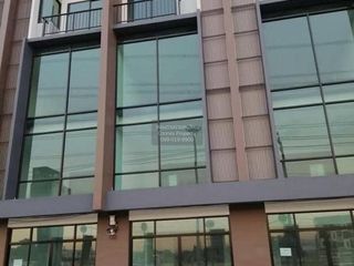 Продажа 3 спальни таунхаус в Сапхан Сунг, Бангкок