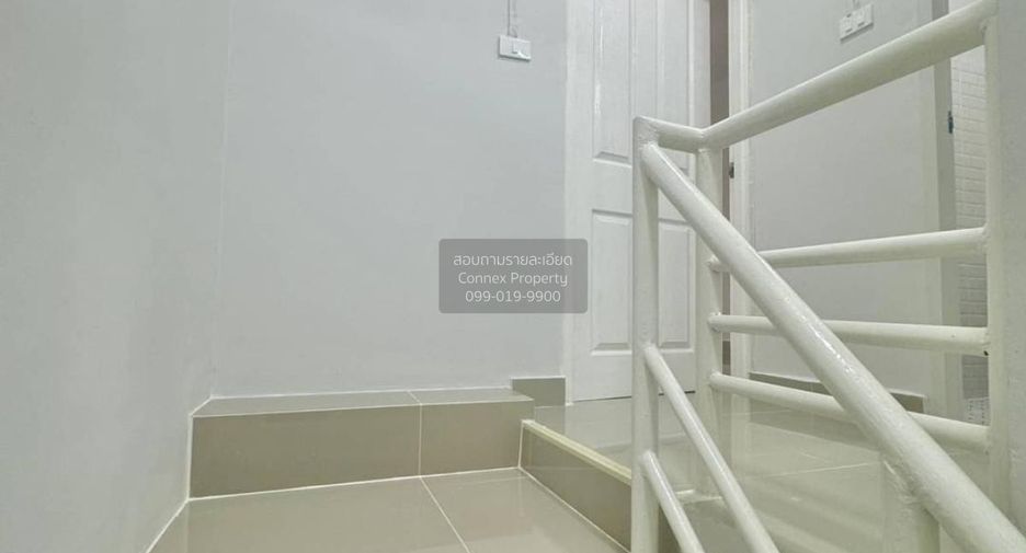 Продажа 2 спальни таунхаус в Bang Yai, Нонтабури