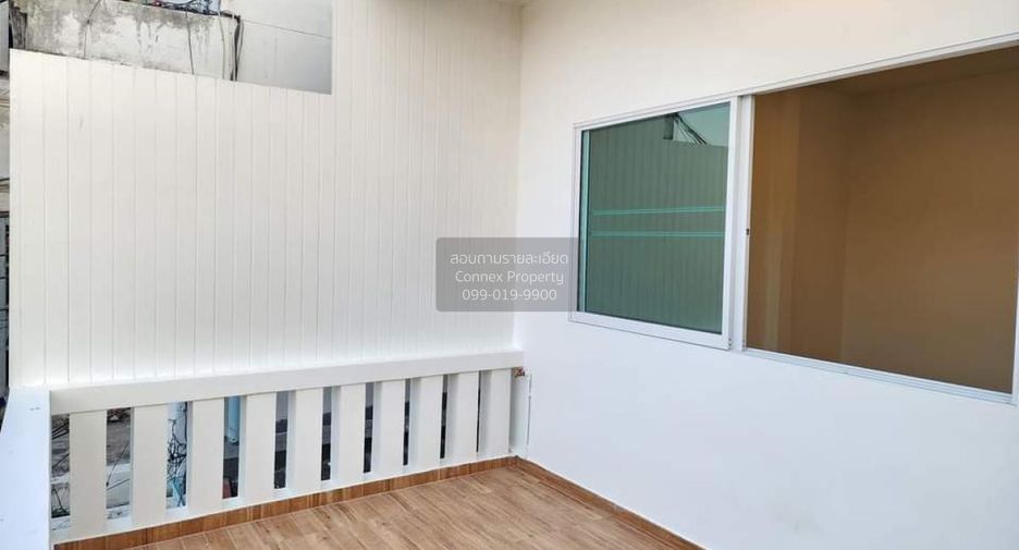 For sale 2 bedrooms townhouse in Mueang Nonthaburi, Nonthaburi