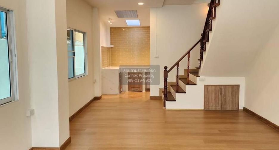 For sale 2 bedrooms townhouse in Mueang Nonthaburi, Nonthaburi