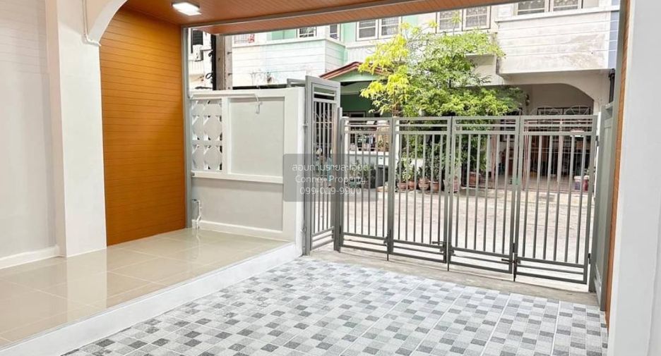 For sale 3 bedrooms townhouse in Bang Bua Thong, Nonthaburi