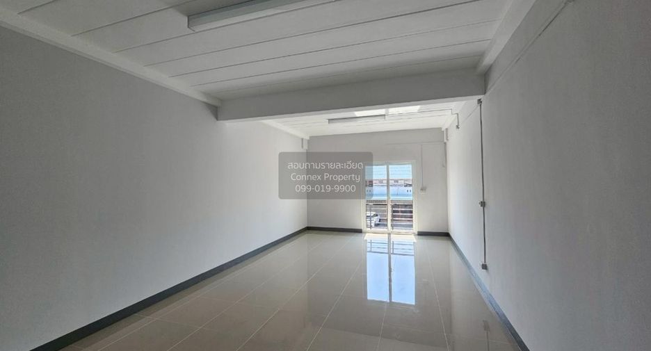 Local comercial en venta de 4 habitaciones en Bang Yai, Nonthaburi