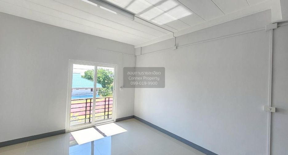 Local comercial en venta de 4 habitaciones en Bang Yai, Nonthaburi