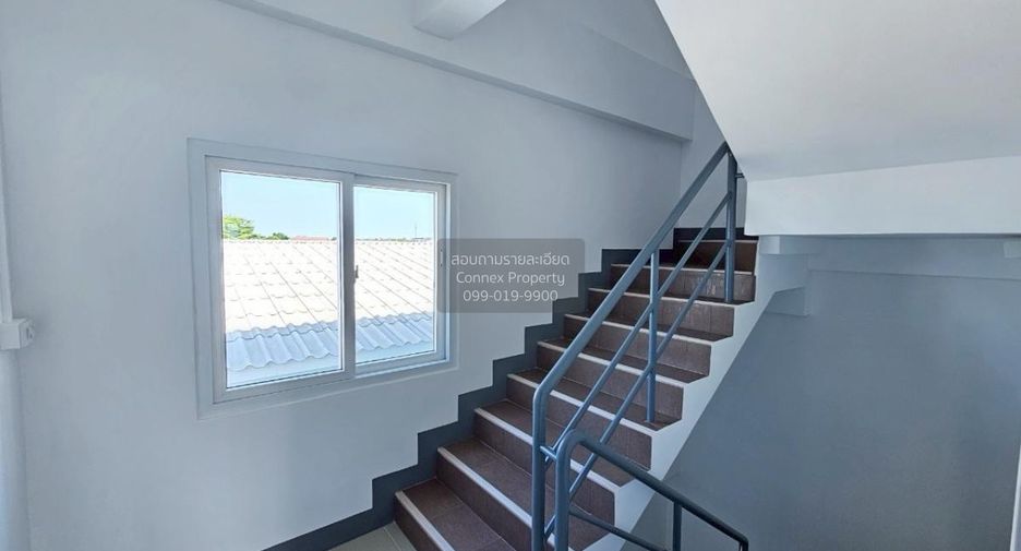 Local comercial en venta de 4 habitaciones en Bang Yai, Nonthaburi