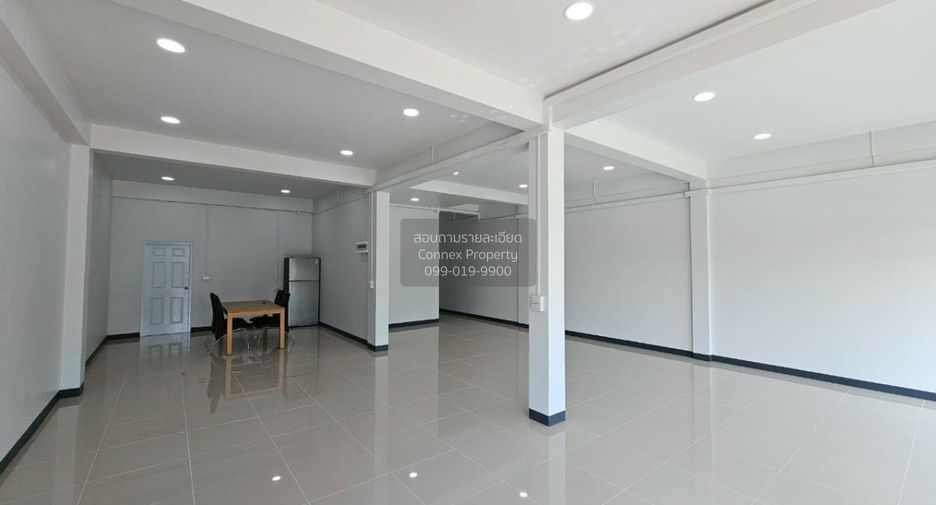 Local comercial en venta de 6 habitaciones en Bang Yai, Nonthaburi