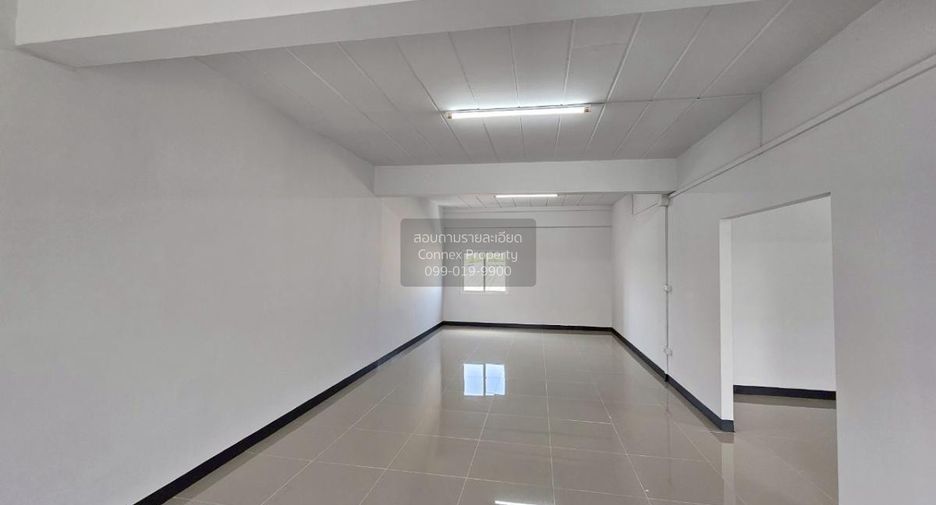 Local comercial en venta de 6 habitaciones en Bang Yai, Nonthaburi