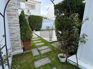 For sale 2 ベッドルーム townhouse in Thung Khru, Bangkok