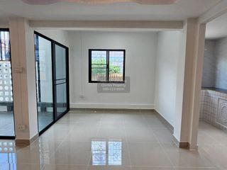 出售 3 卧室 独立屋 在 Thanyaburi, Pathum Thani