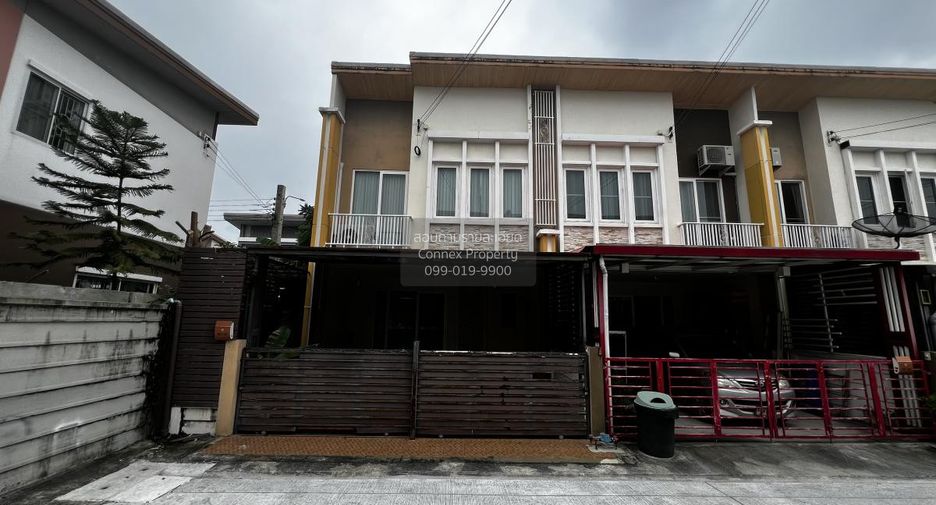 Продажа 4 спальни таунхаус в Sai Noi, Нонтабури