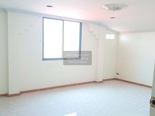 Casa adosada en venta de 3 habitaciones en Hua Hin, Prachuap Khiri Khan