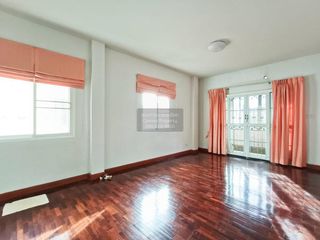 À vendre 3 chambres maison à Sam Phran, Nakhon Pathom