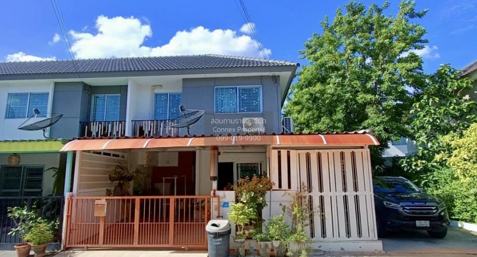 For sale 4 bedrooms townhouse in Sai Noi, Nonthaburi