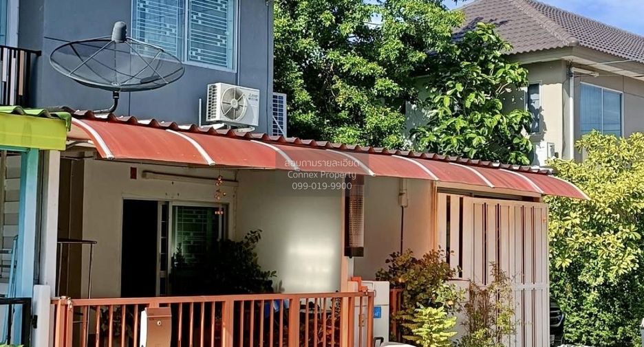 For sale 4 bedrooms townhouse in Sai Noi, Nonthaburi