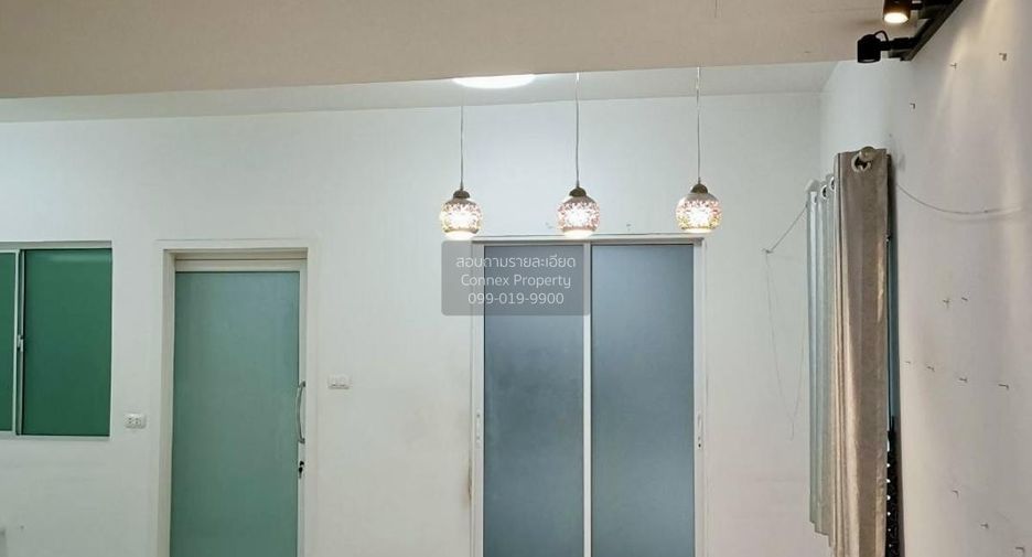 For sale 4 bedrooms townhouse in Sai Noi, Nonthaburi
