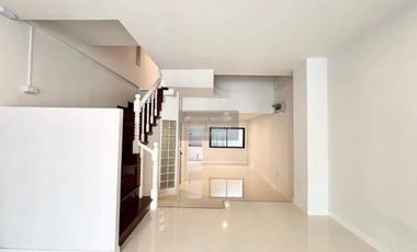 For sale 3 bedrooms townhouse in Pak Kret, Nonthaburi