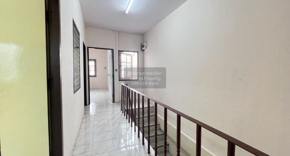 Reihenhaus zum Kauf mit 3 Zimmer in Chom Thong, Bangkok